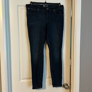 Gap Skinny Jeans size 12, dark wash